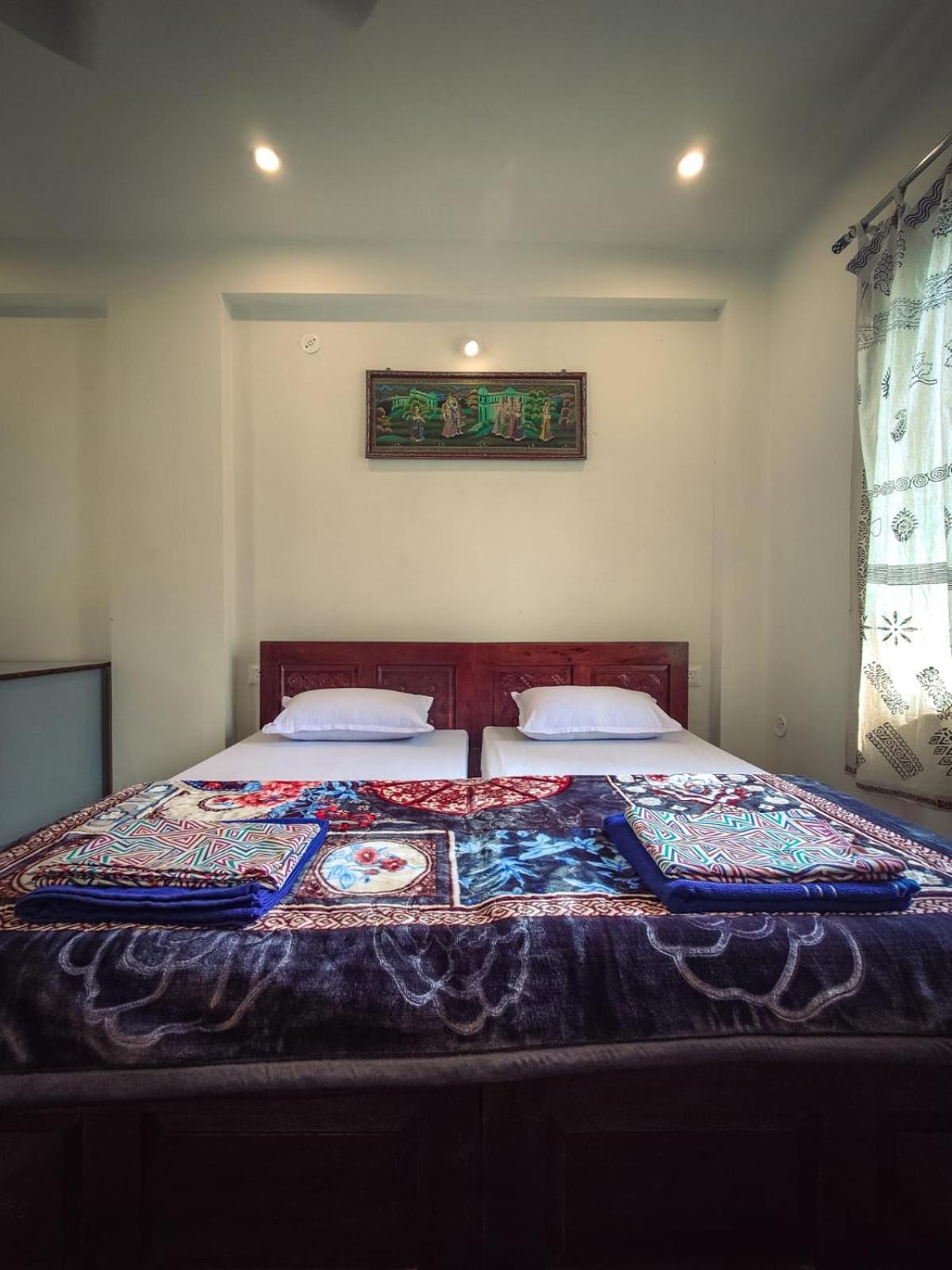 Rajguru Guest House Pushkar Bagian luar foto